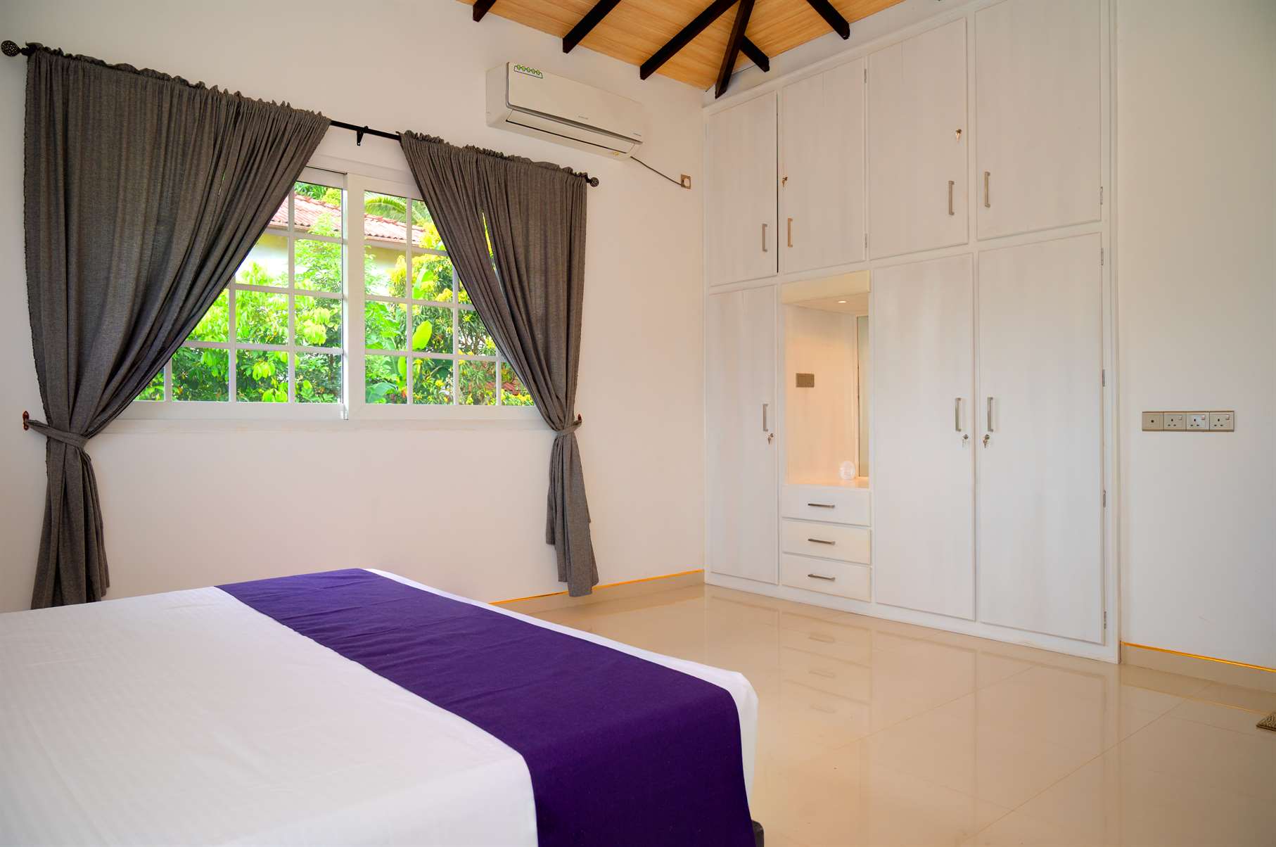 Double Room 1 - Image 5