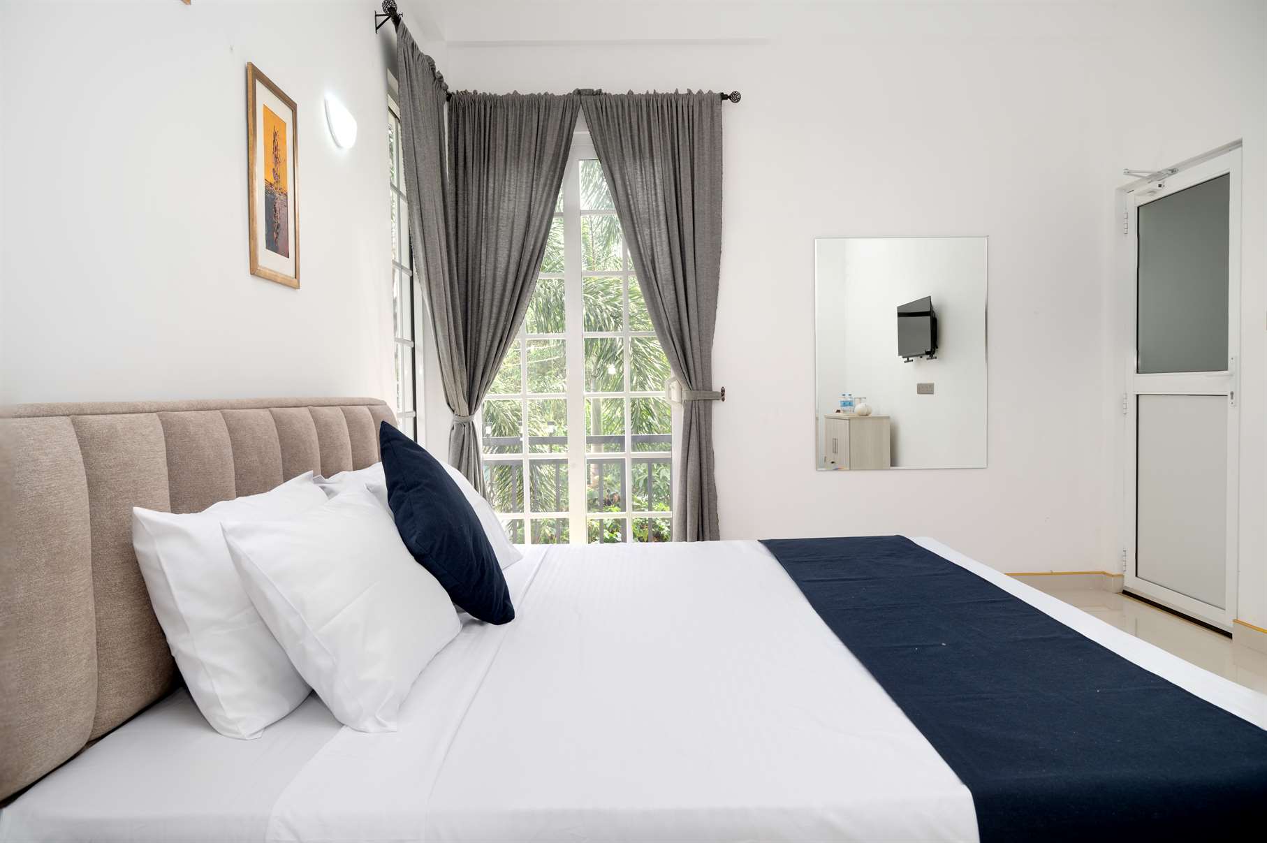 Double Room 2 - Image 2