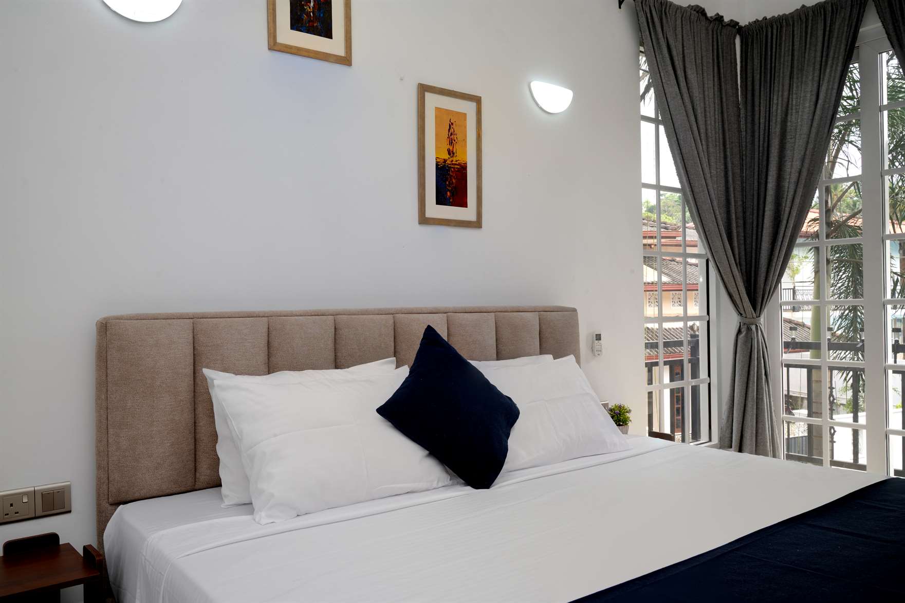 Double Room 2 - Image 7