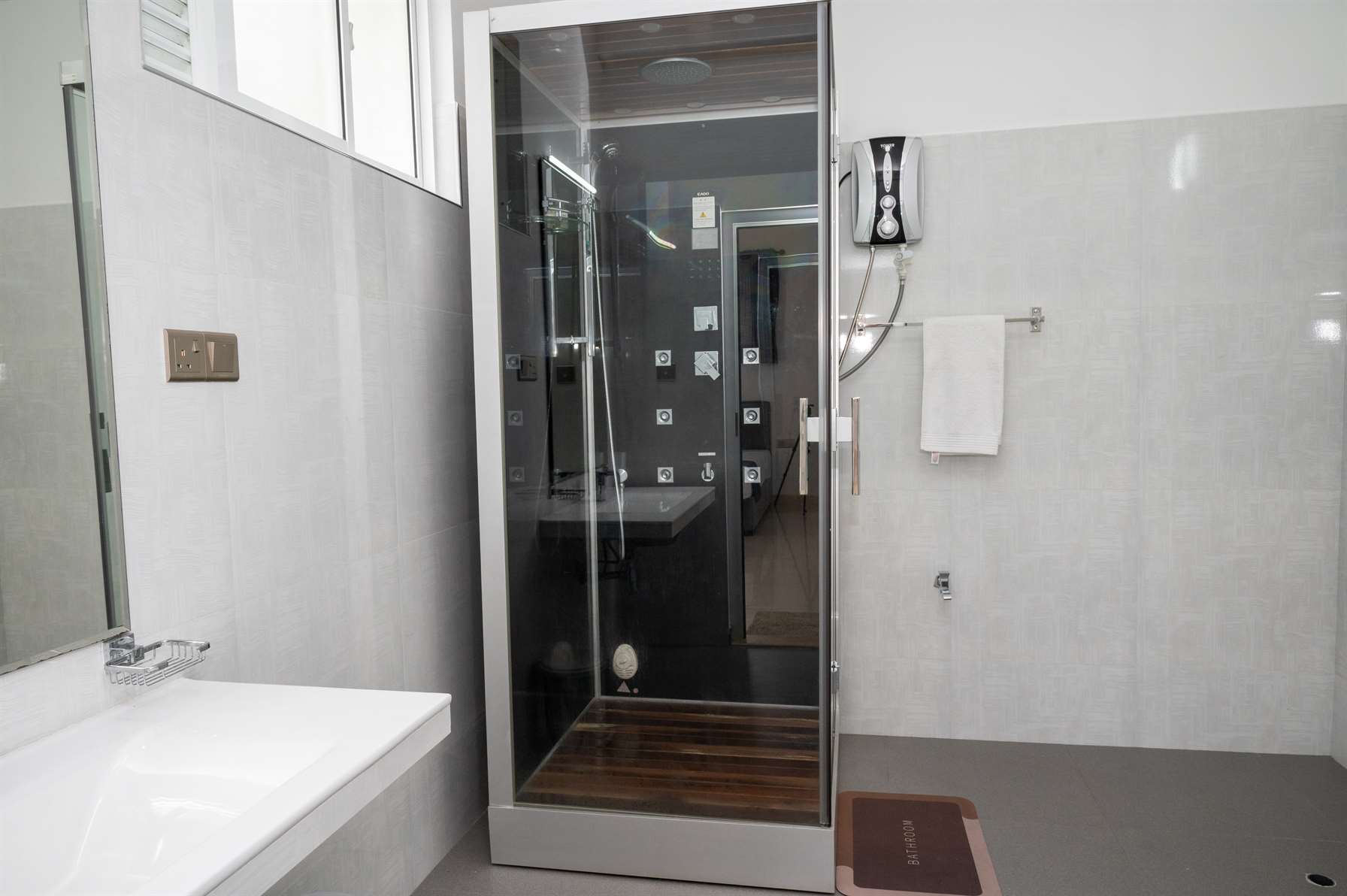 Double Room 3 - Image 7