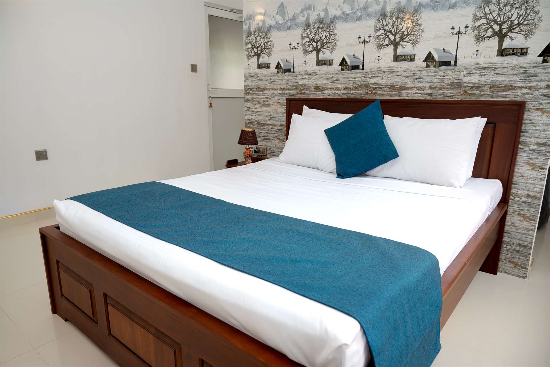 Double Room 3 - Image 2