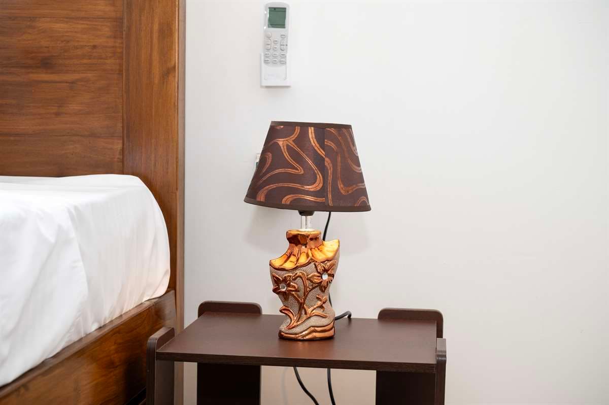 Single Room - Image 5