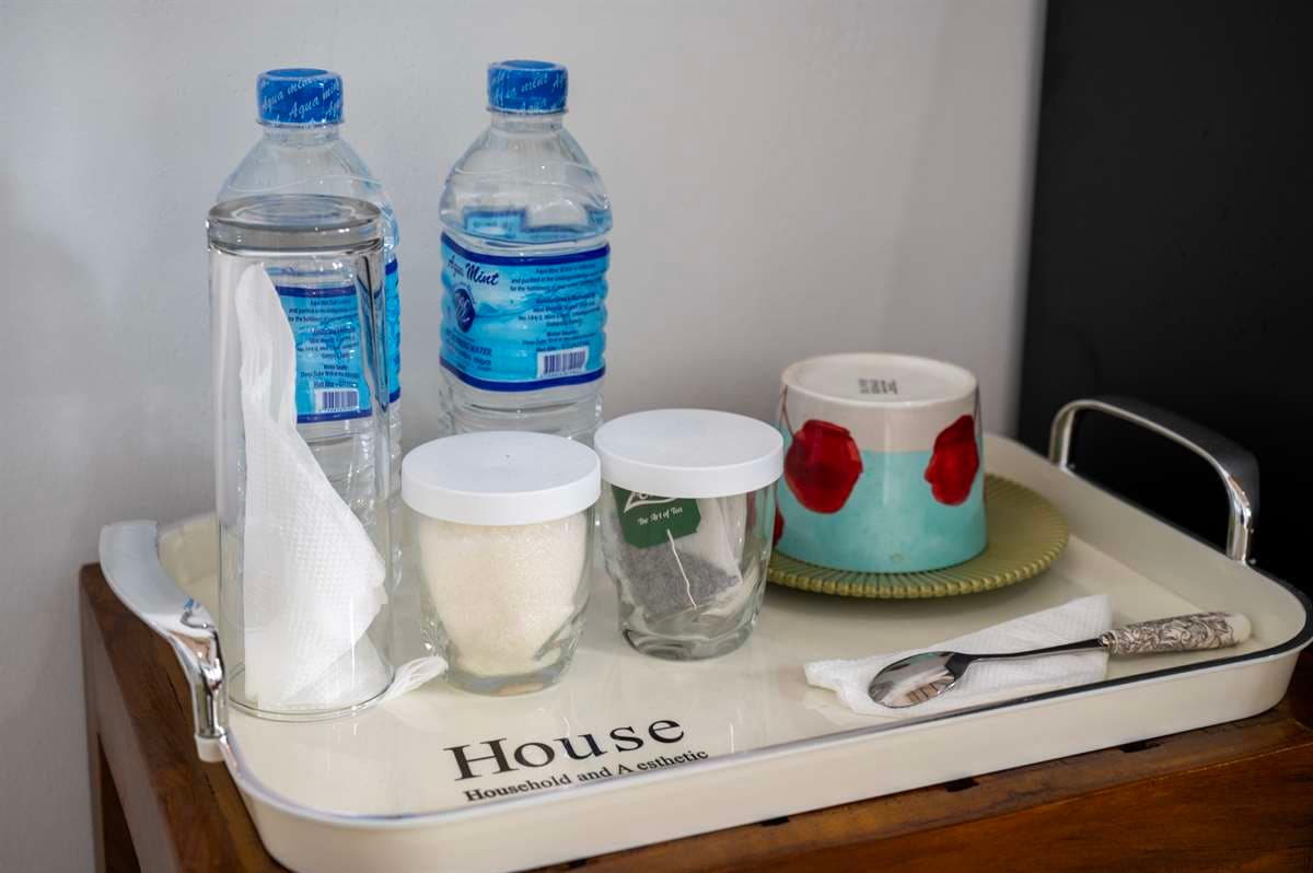 Single Room - Image 6